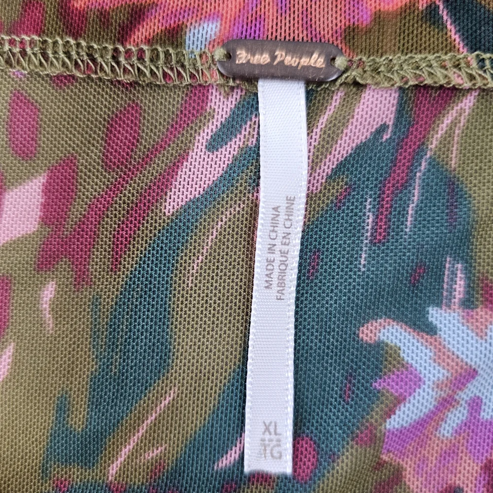 Free People Floral V-Neck Bell Sleeve Beach Babe Tunic - Picture 5 of 10